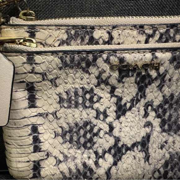 Coach Cream and Black Snake Print Wristlet - Picture 4 of 10